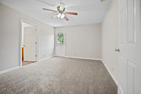 593 Oak Valley Drive Clarksville TN 37042