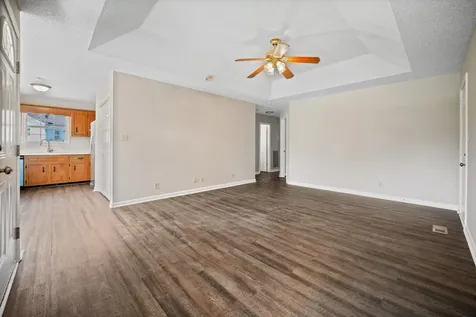593 Oak Valley Drive Clarksville TN 37042