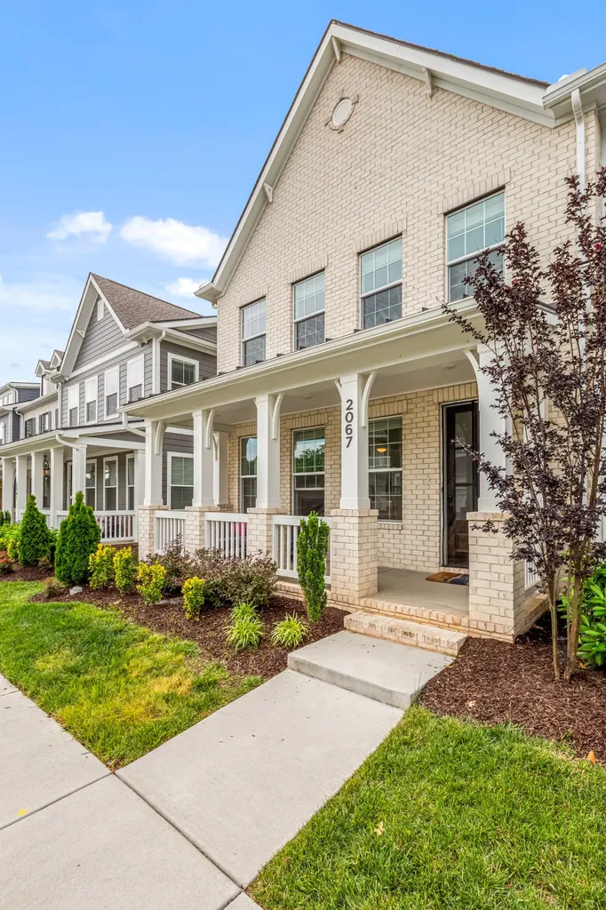 2067 Braidwood Lane Franklin TN 37064