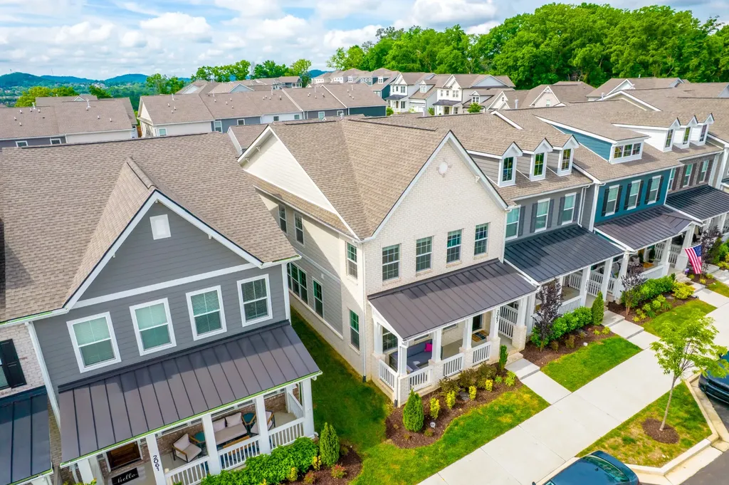 2067 Braidwood Lane Franklin TN 37064