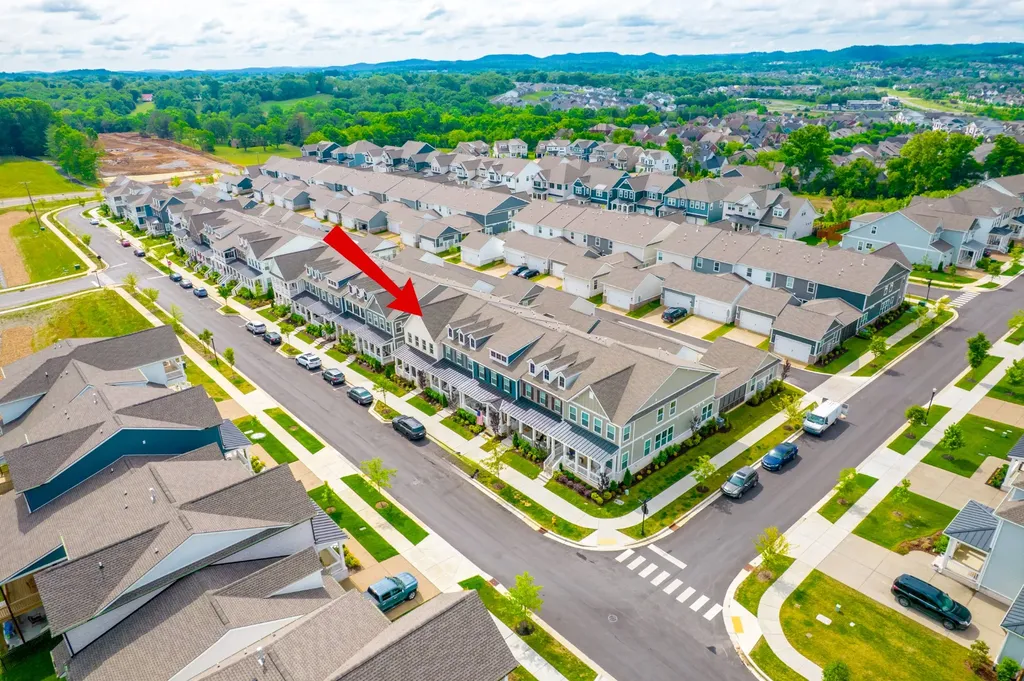 2067 Braidwood Lane Franklin TN 37064