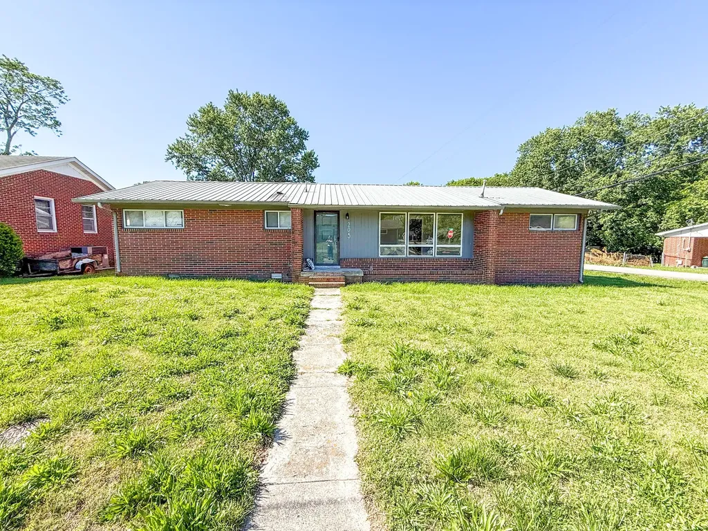 205 Laurel Street Woodbury TN 37190