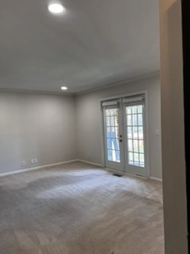 5025 Hillsboro Pike Nashville TN 37215