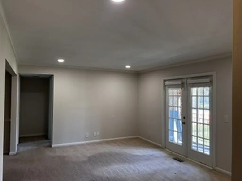 5025 Hillsboro Pike Nashville TN 37215