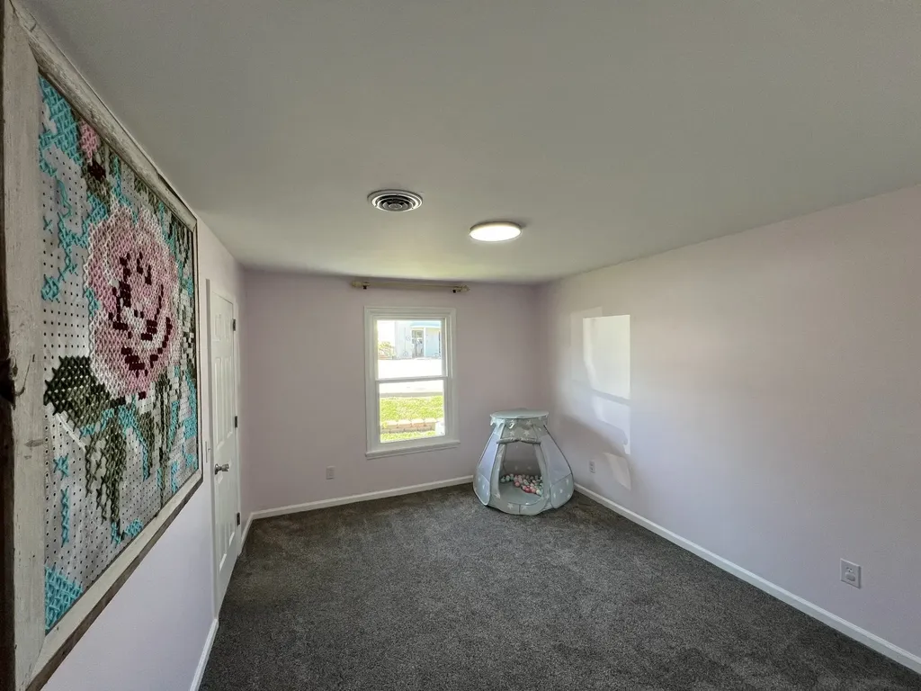 207 Village Cir, W Dickson TN 37055