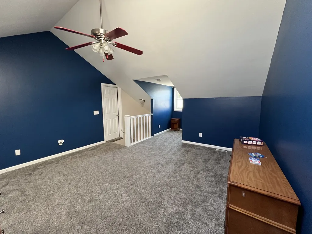 207 Village Cir, W Dickson TN 37055