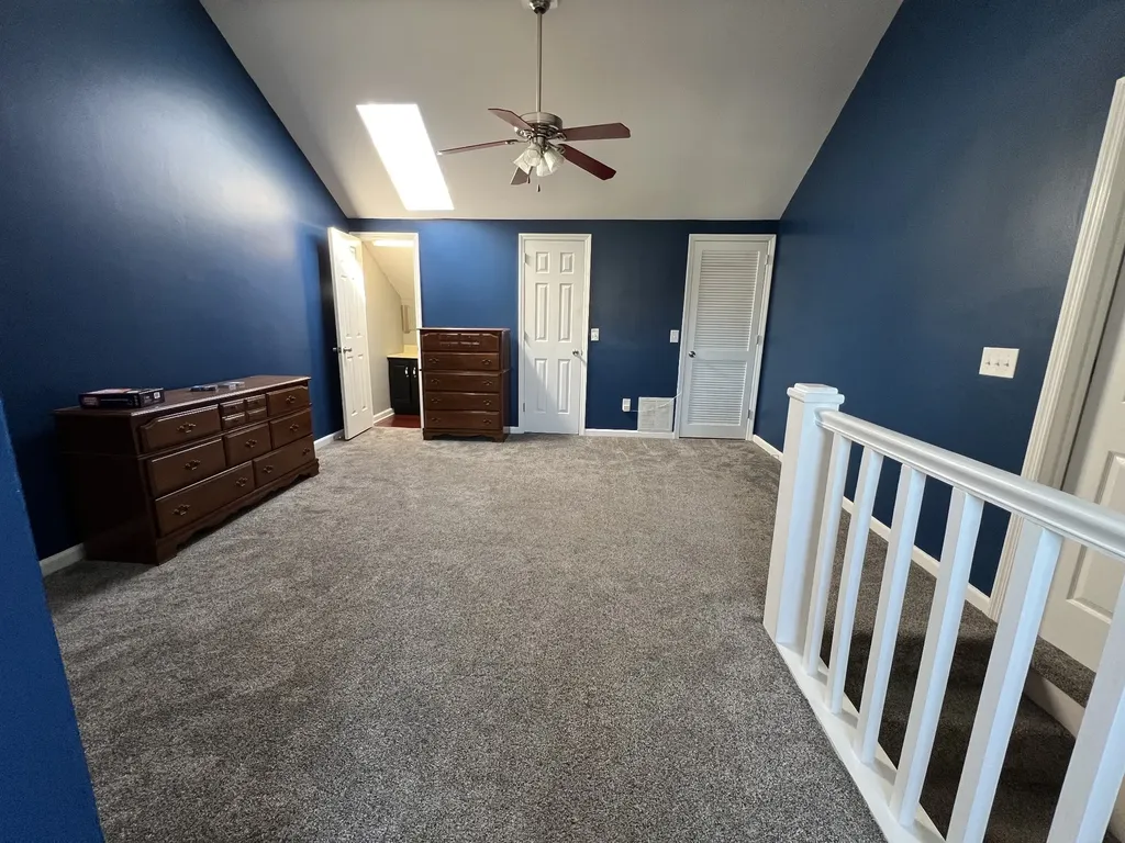 207 Village Cir, W Dickson TN 37055