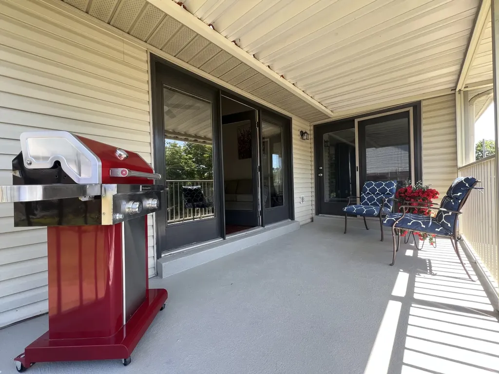 207 Village Cir, W Dickson TN 37055