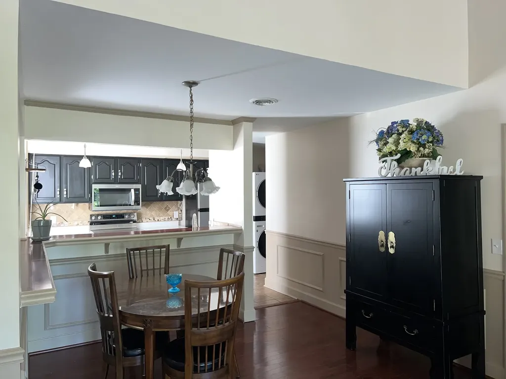 207 Village Cir, W Dickson TN 37055
