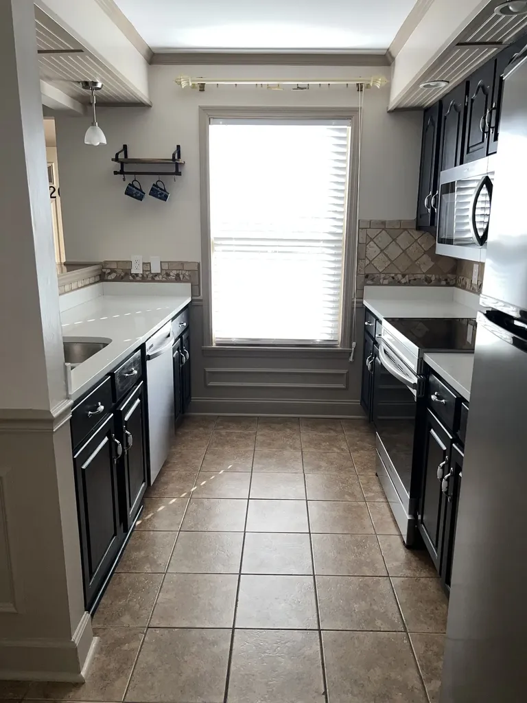 207 Village Cir, W Dickson TN 37055
