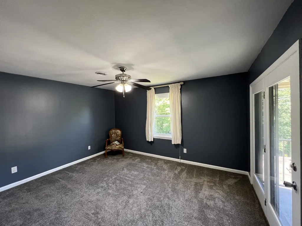 207 Village Cir, W Dickson TN 37055