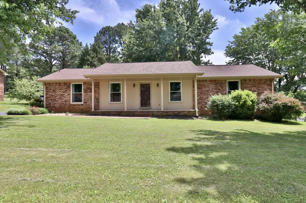 2317 Woodmont Drive Springfield TN 37172