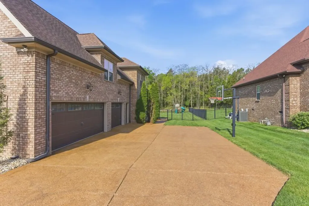 107 Avalon Bay Drive Old Hickory TN 37138