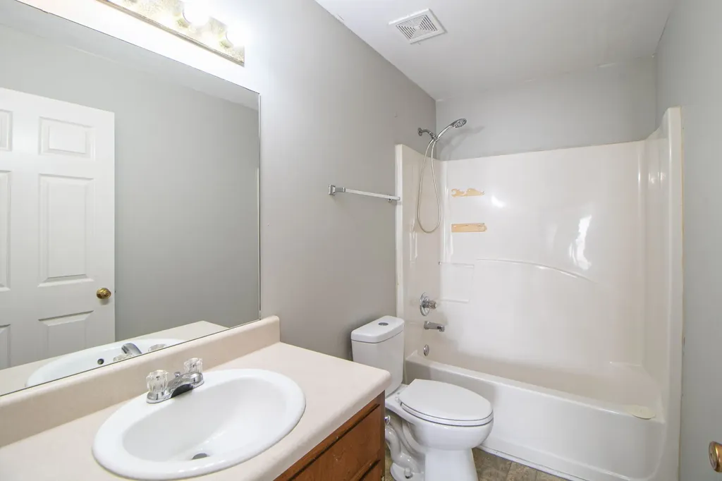 145 Darlene Drive #F Clarksville TN 37043