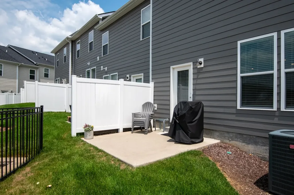 2712 Gossett Trail Nashville TN 37221