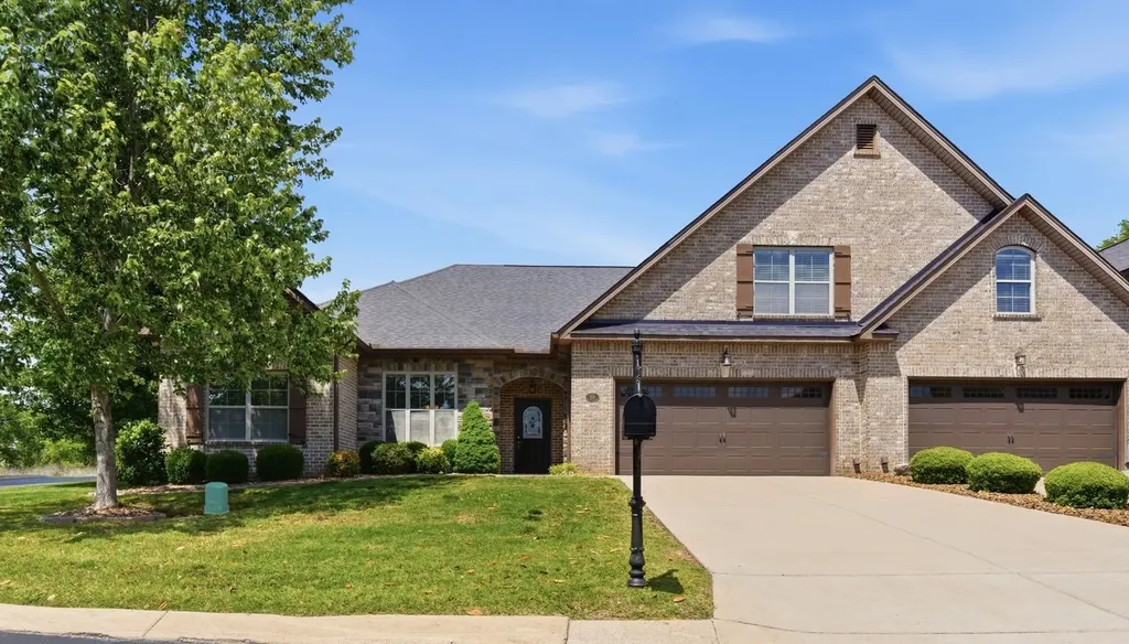 99 Silverstone Lane Hermitage TN 37076
