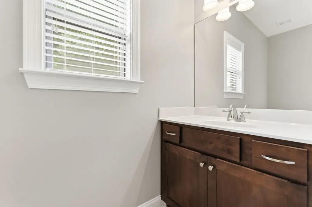 99 Silverstone Lane Mount Juliet TN 37122