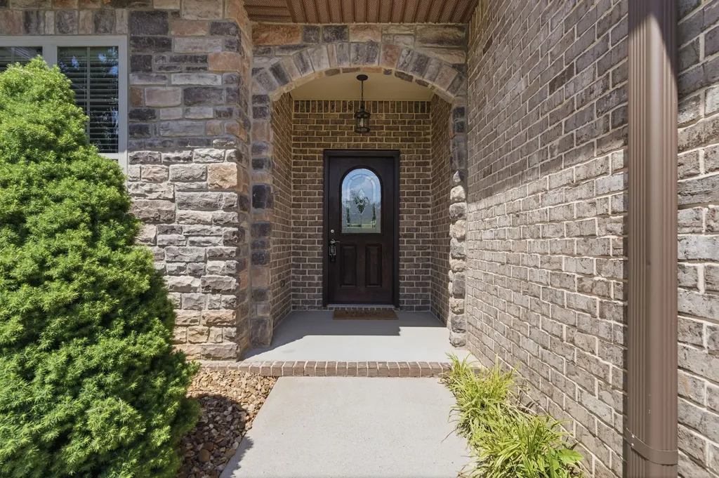 99 Silverstone Lane Mount Juliet TN 37122