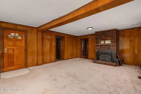 303 E Louise Avenue Morristown TN 37813