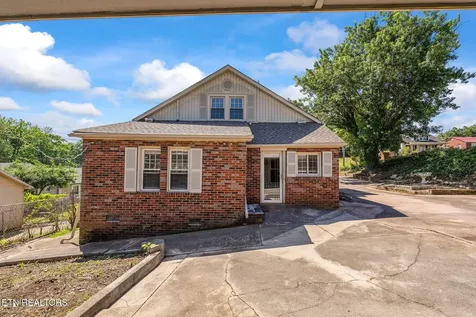 303 E Louise Avenue Morristown TN 37813