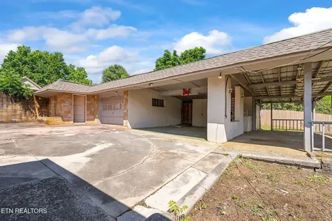 303 E Louise Avenue Morristown TN 37813