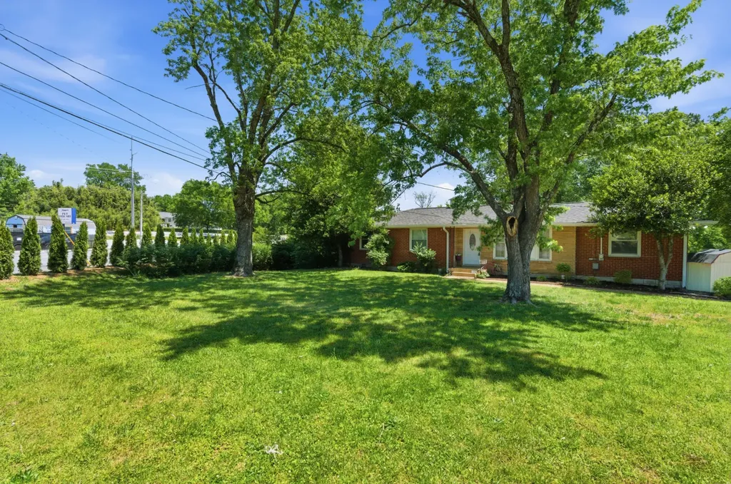 101 Newport Drive Old Hickory TN 37138