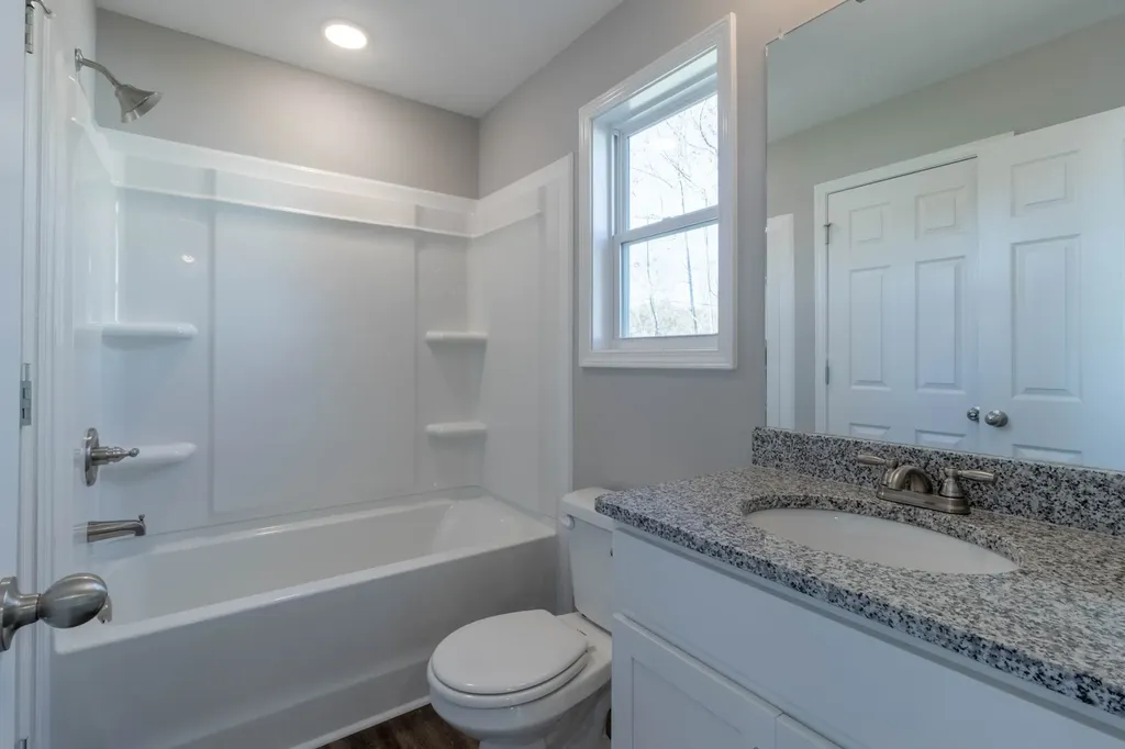 922 E Happy Hollow Drive Clarksville TN 37040