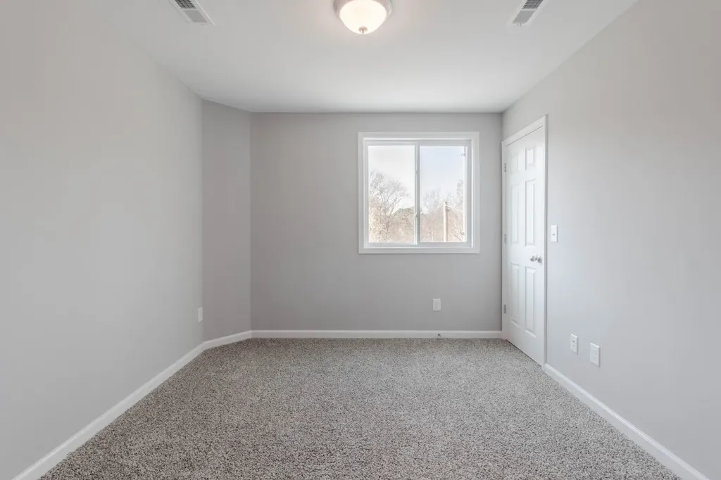 922 E Happy Hollow Drive Clarksville TN 37040