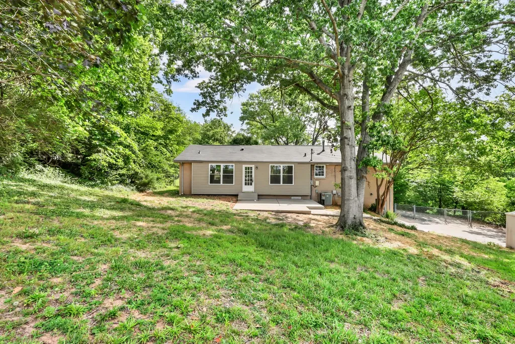 916 Beacon Drive Clarksville TN 37043