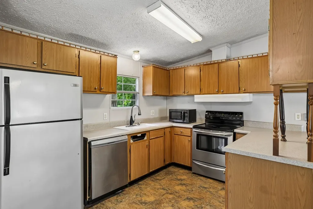 94 Forrestwood Drive Manchester TN 37355