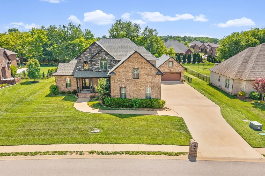 3049 Eliza Drive Clarksville TN 37043