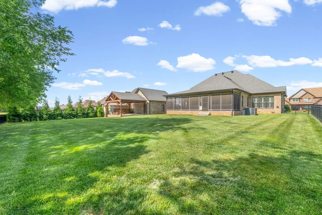 3049 Eliza Drive Clarksville TN 37043