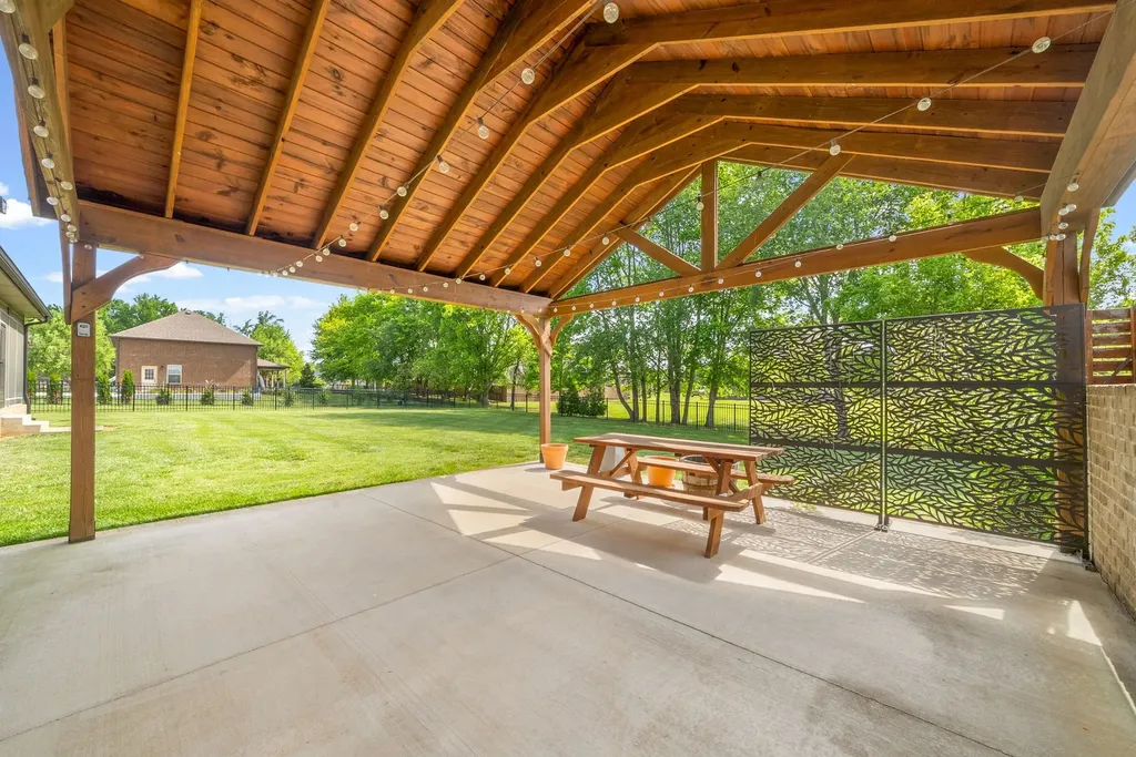 3049 Eliza Drive Clarksville TN 37043