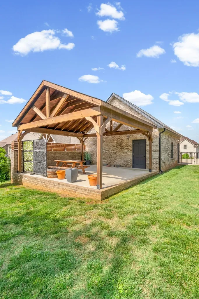 3049 Eliza Drive Clarksville TN 37043