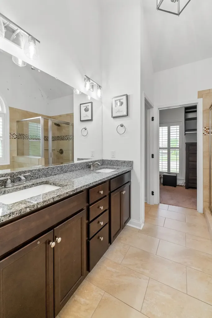 3049 Eliza Drive Clarksville TN 37043