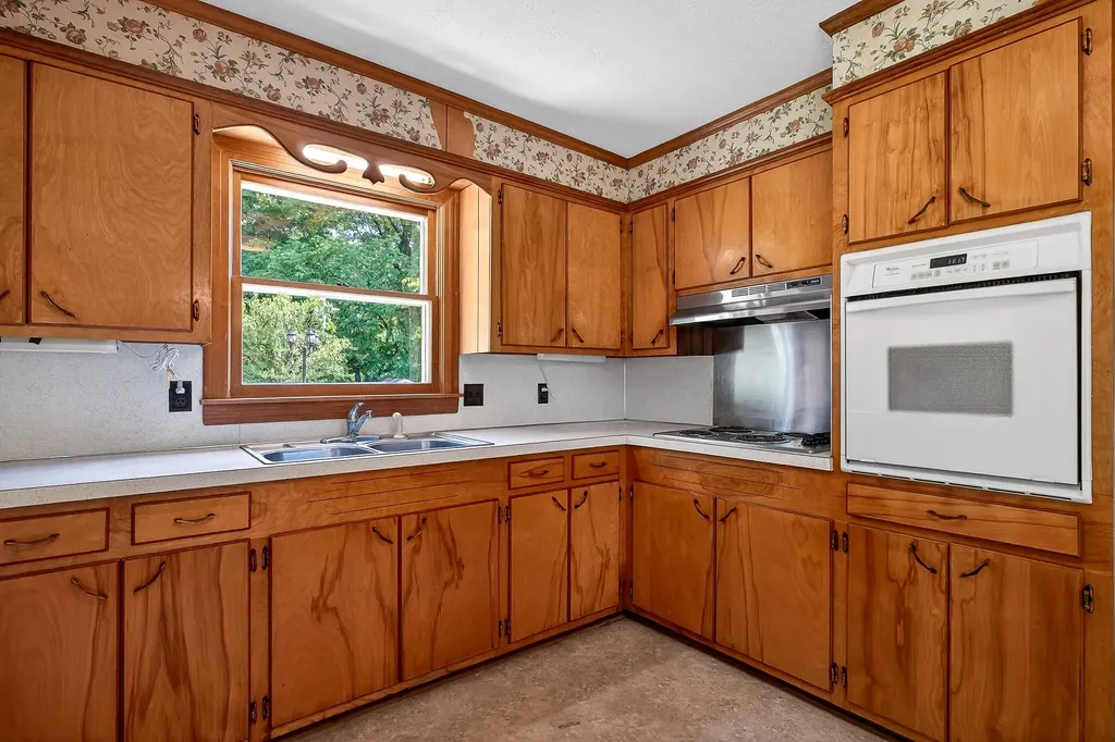 914 Wartrace Highway Pleasant Shade TN 37145