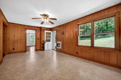 914 Wartrace Highway Pleasant Shade TN 37145