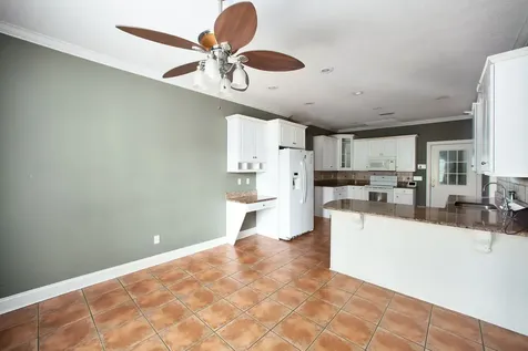 14 Brookhollow Cove Jackson TN 38305