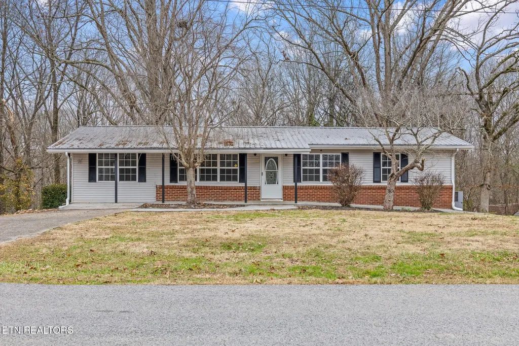 151 Co Road 177 Athens TN 37303