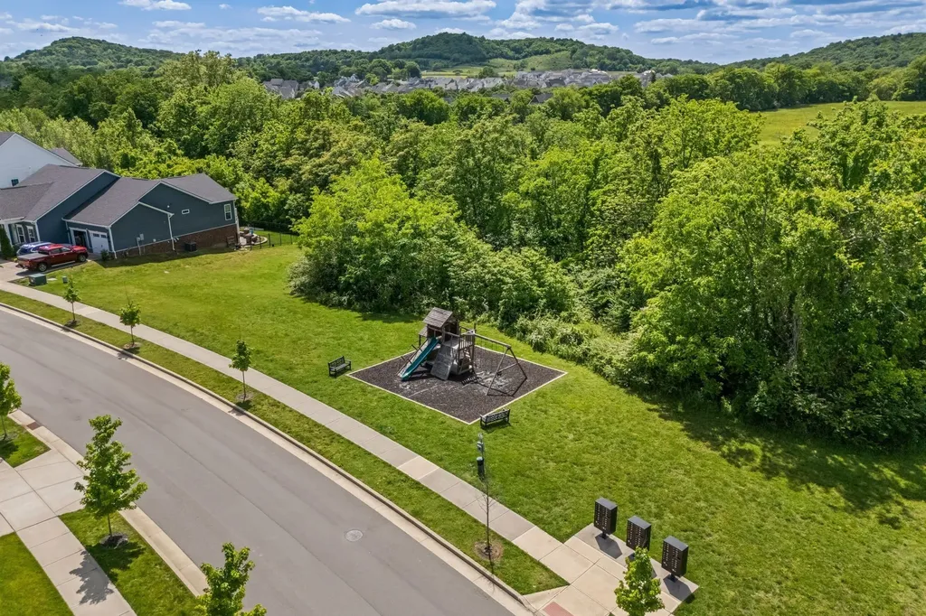 8029 Brookpark Avenue Franklin TN 37064