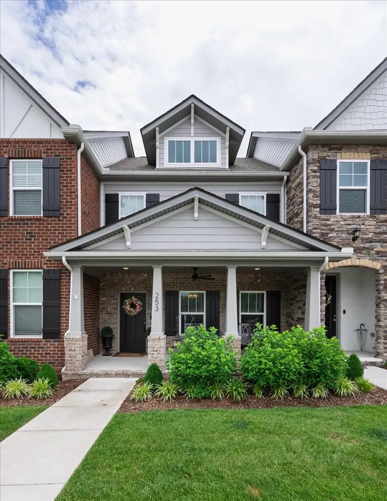 253 Grandstand Boulevard Gallatin TN 37066