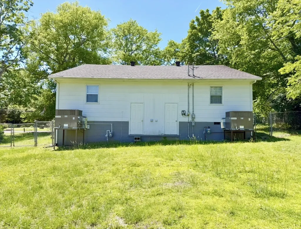 857 Greenwood Avenue Clarksville TN 37040
