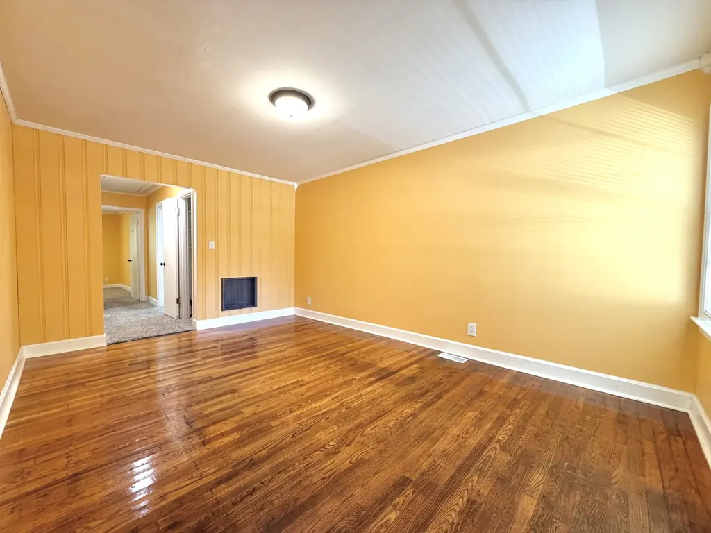 857 Greenwood Avenue Clarksville TN 37040