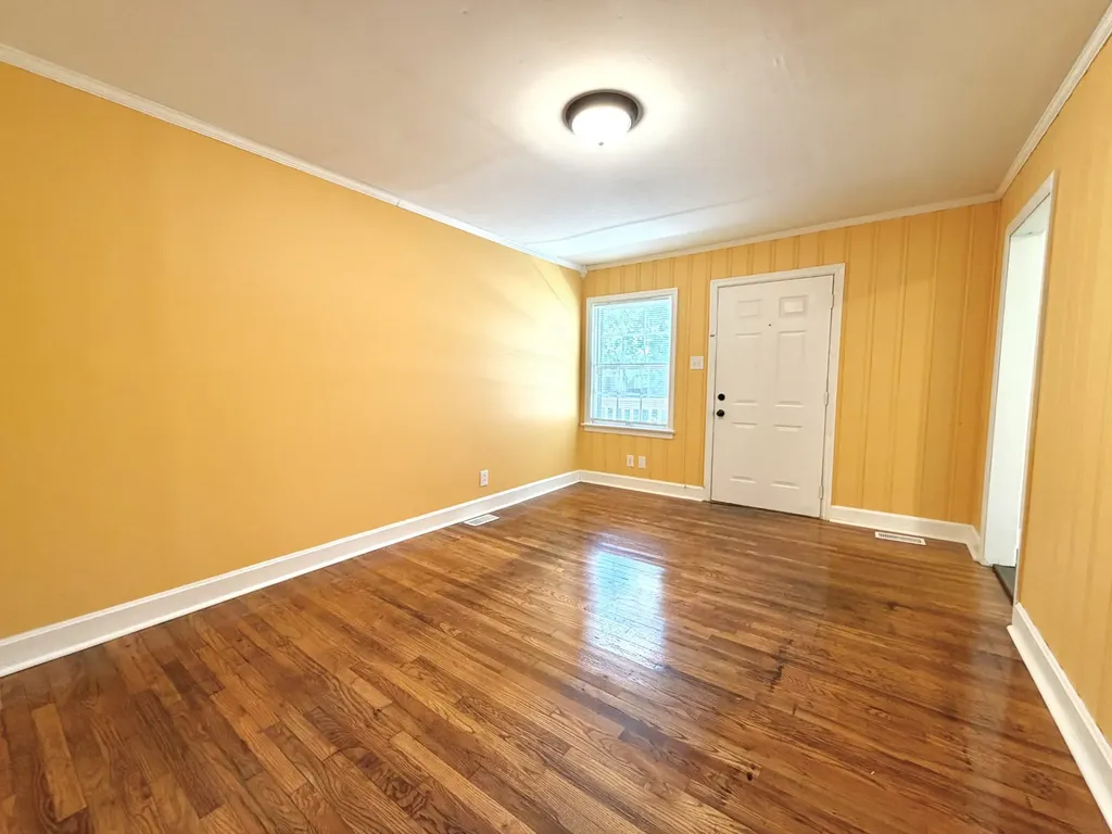 857 Greenwood Avenue Clarksville TN 37040