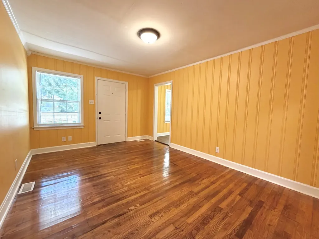 857 Greenwood Avenue Clarksville TN 37040