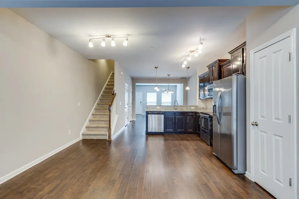 6007 Dupont Cove Spring Hill TN 37174