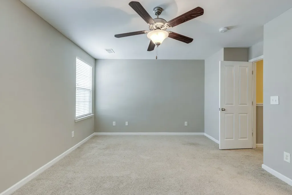 6007 Dupont Cove Spring Hill TN 37174