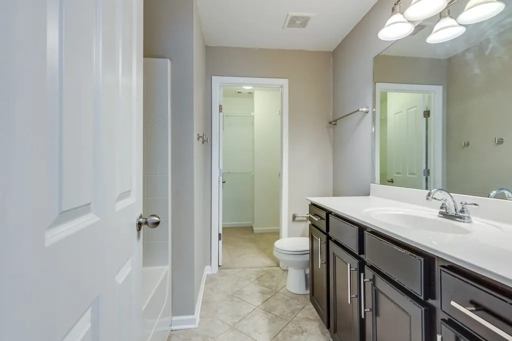 6007 Dupont Cove Spring Hill TN 37174