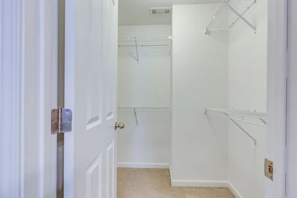 6007 Dupont Cove Spring Hill TN 37174