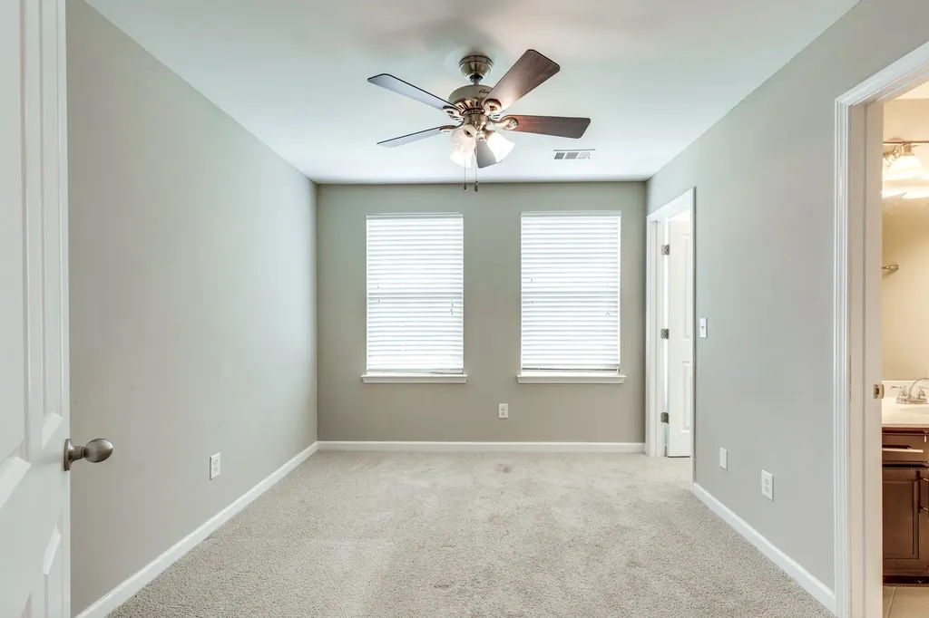 6007 Dupont Cove Spring Hill TN 37174